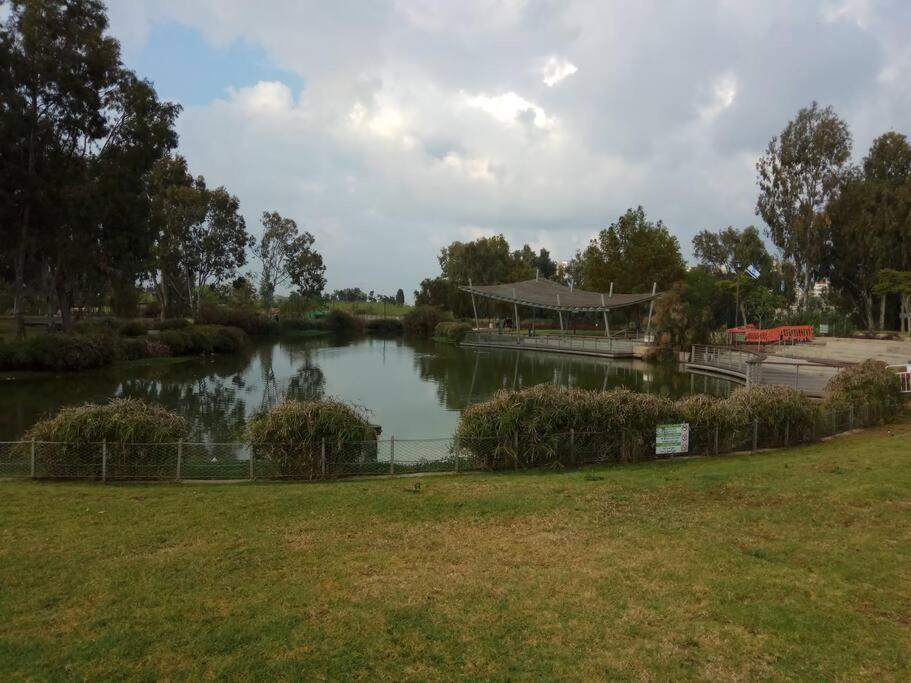 Studio In Herzliya, Near Idc & Park 외부 사진